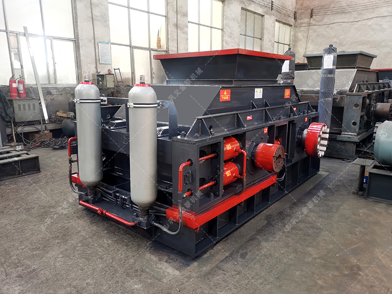 新型數(shù)控對輥制砂機工作原理是什么?河南地區(qū)哪家好? 新型數(shù)控對輥制砂機工作原理是什么?河南地區(qū)哪家好?