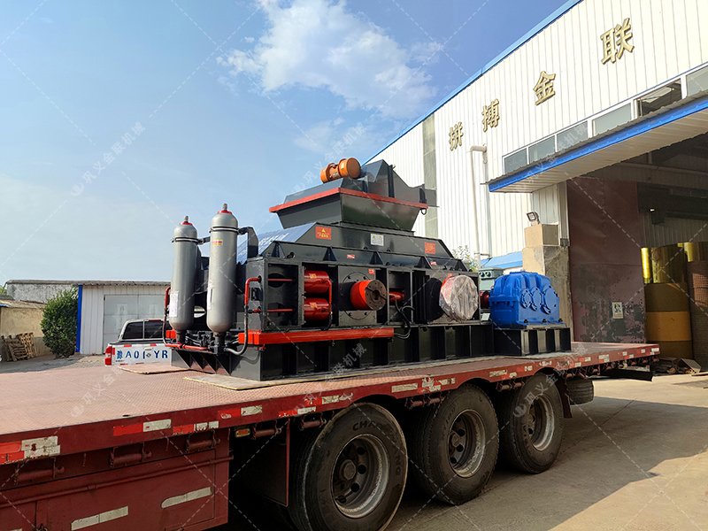 明明白白投資:購買 1210型液壓對輥破碎機前需要算清的 “經濟賬”? 明明白白投資:購買 1210型液壓對輥破碎機前需要算清的 “經濟賬”?